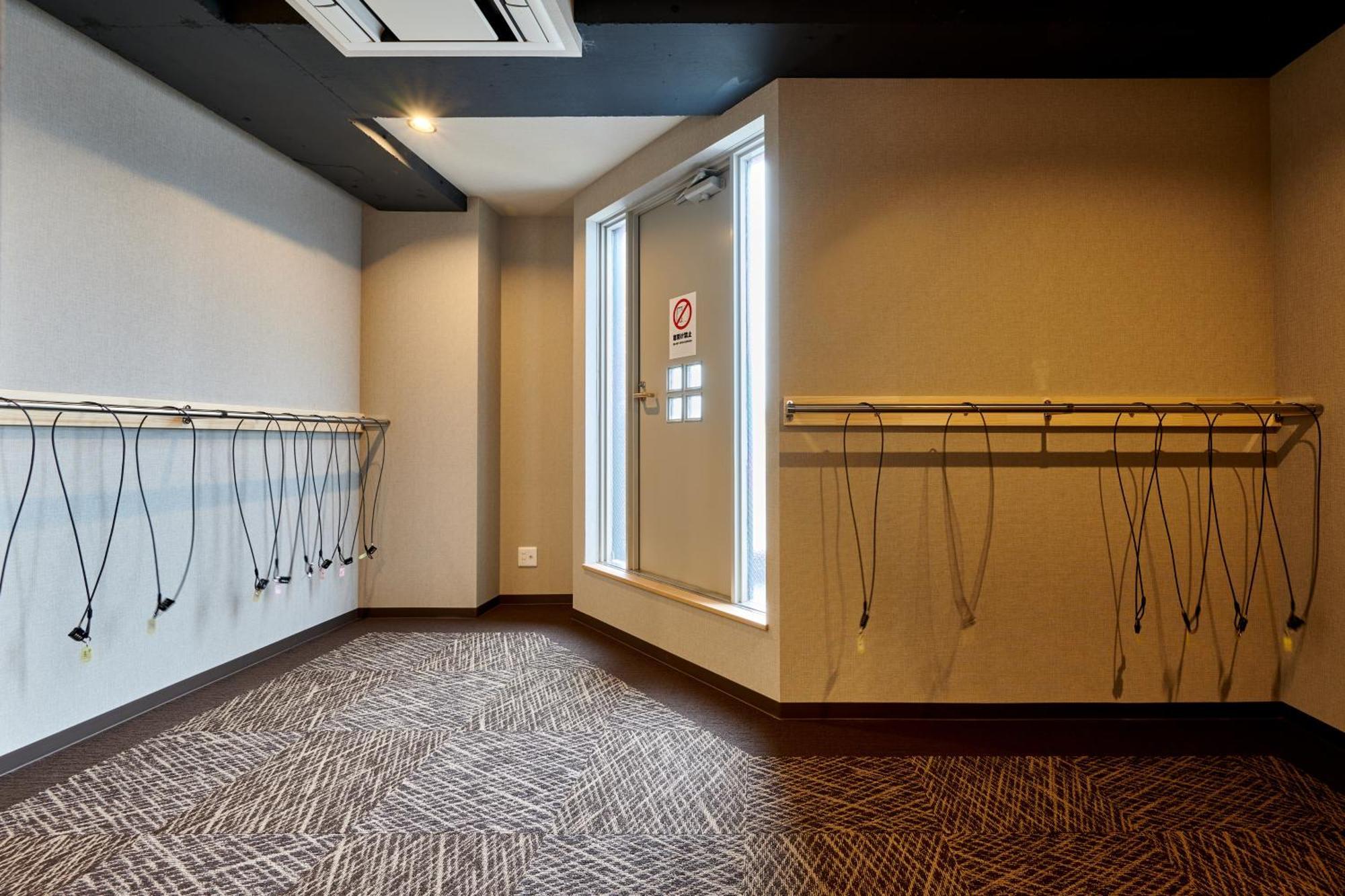 Capsule Hotel Continue Nijojokita — Photos 2